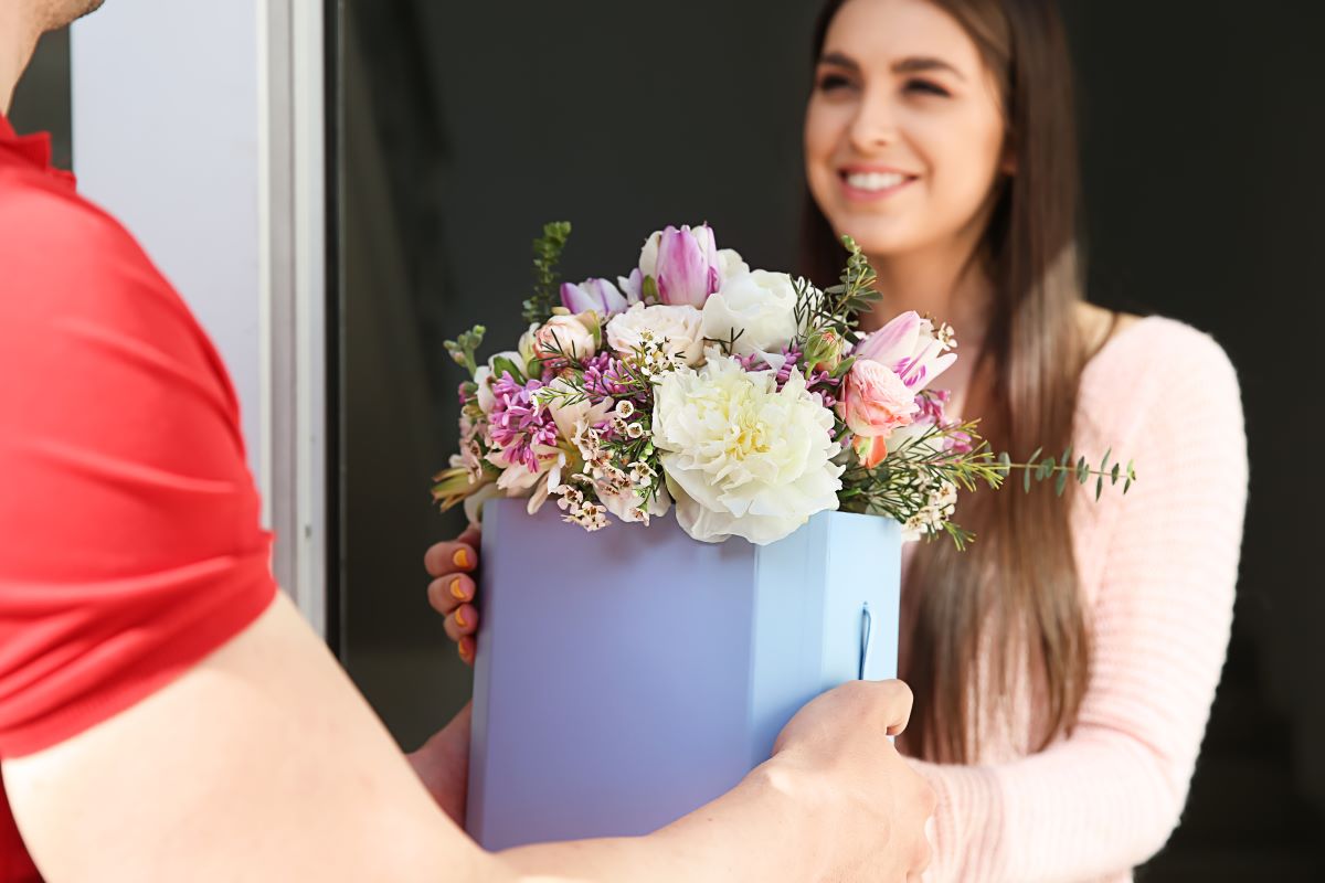 Cel mai des comandate buchete de flori. Inspiră-te din cele mai frumoase flori preferate de români