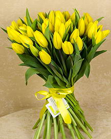 Bouquet with 51 yellow tulips