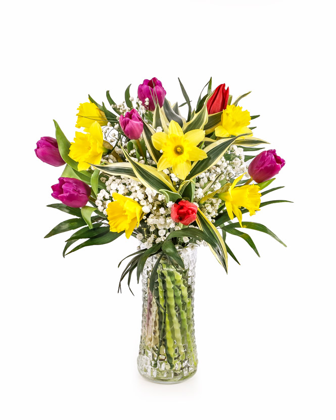 daffodils and tulips bouquet
