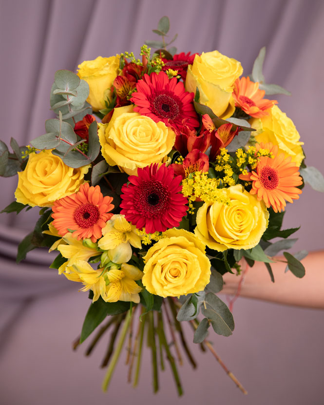 Warm colored bouquet