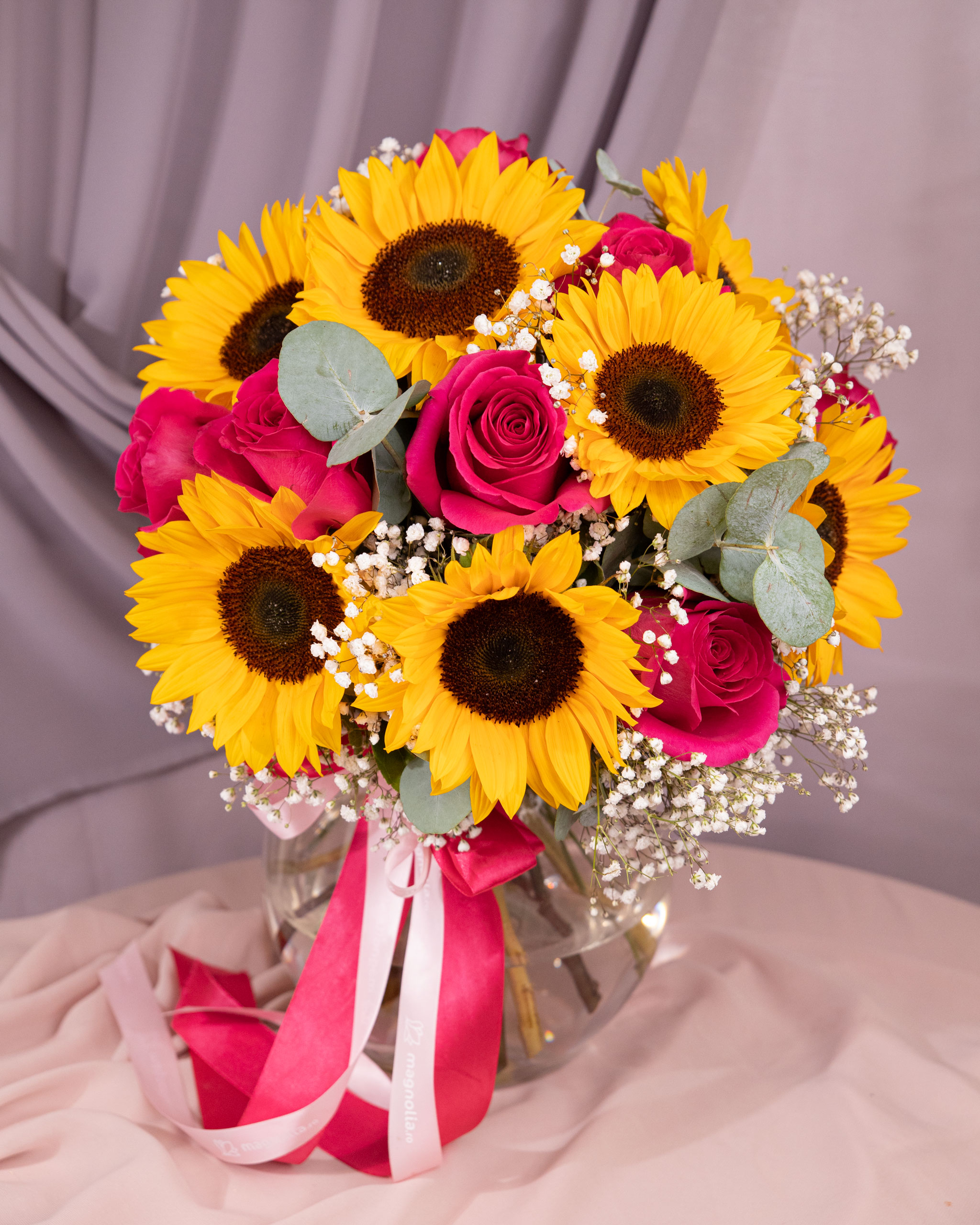 Sunflower and pink rose bouquet