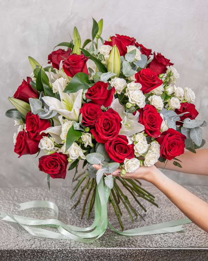 Luxury bouquet with lilies and roses