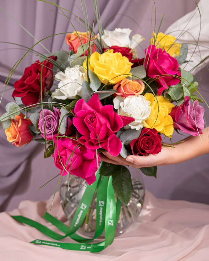 Bouquet with multicolored roses