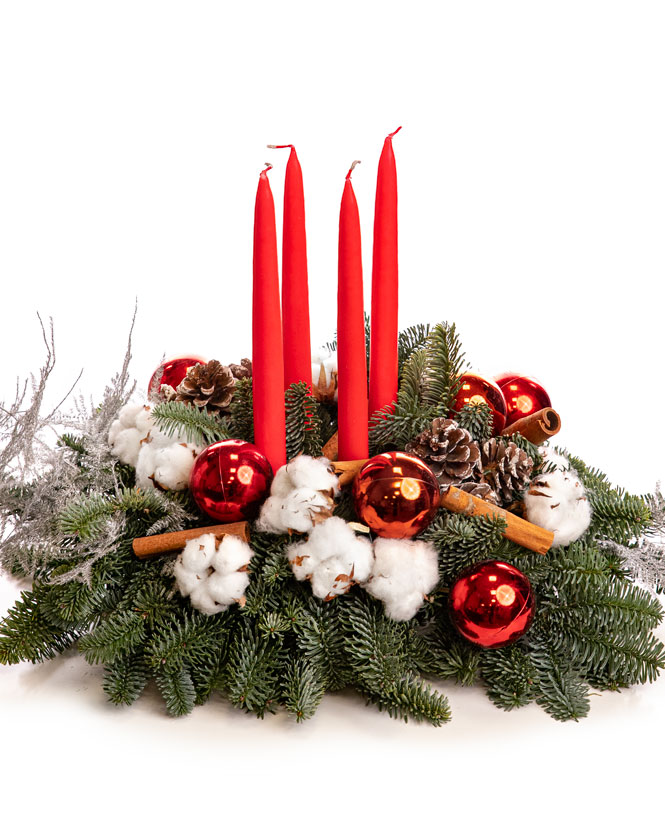 Christmas arrangement with candles