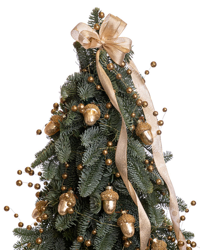 Gold Accents Christmas Tree