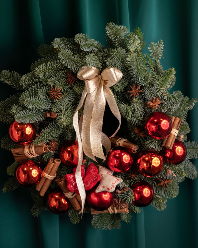 Door Wreath with Red Baubles