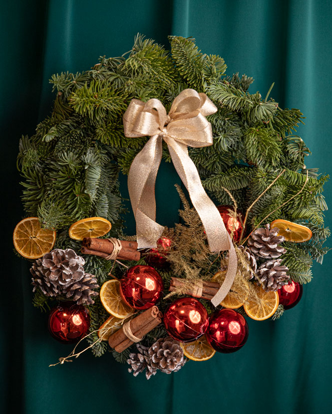 ”Welcome Christmas” door wreath