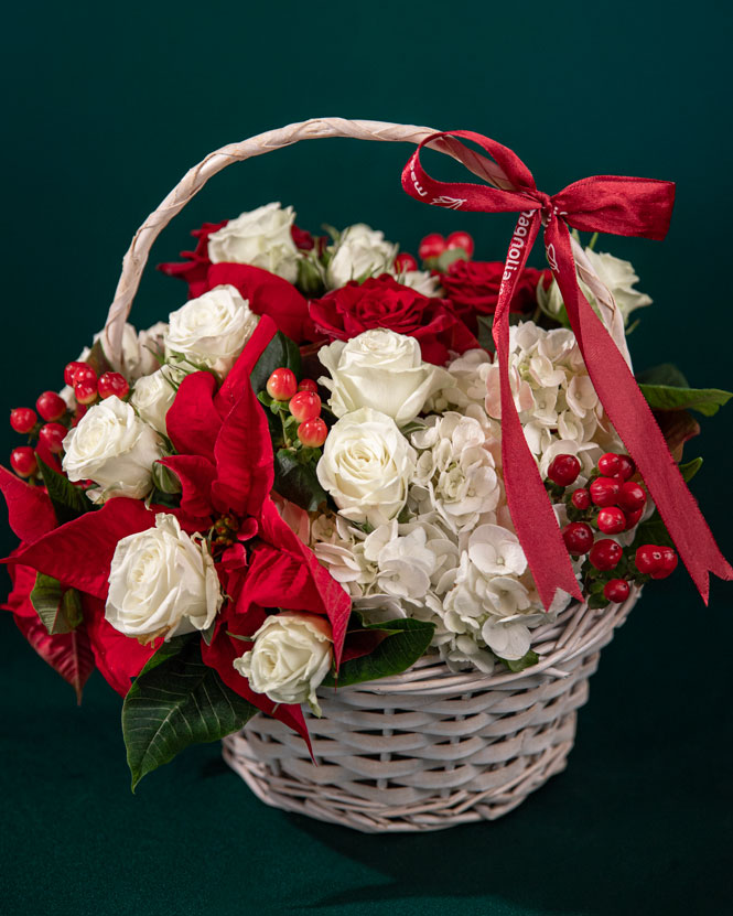 Christmas gift basket with flowers