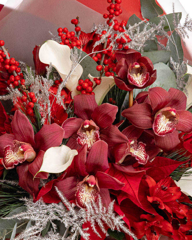 Winter bouquet with cymbidium orchid