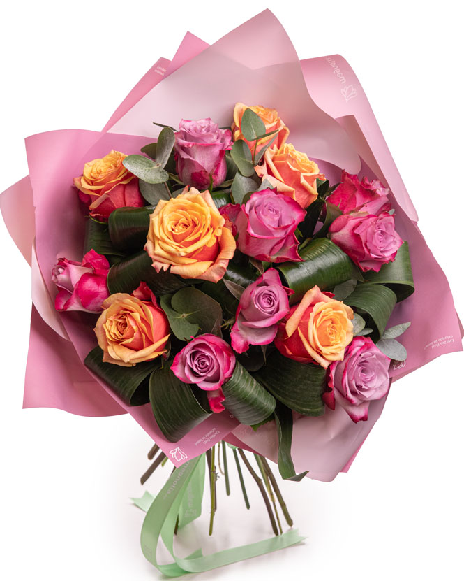 Mixed flowers bouquet in vivid colours