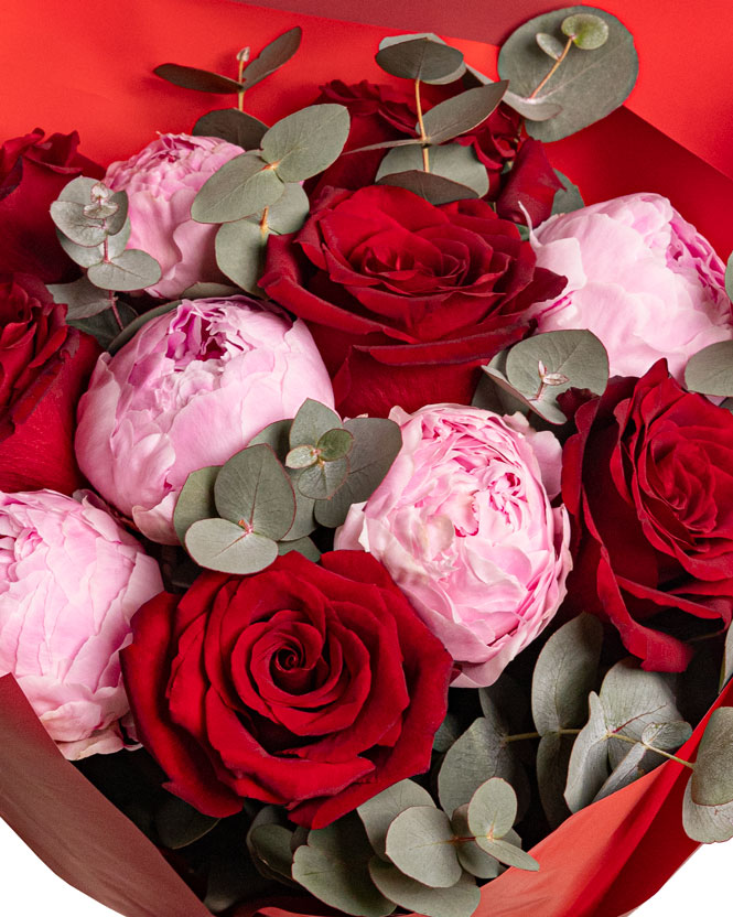 Bouquet of Peonies and Red Roses