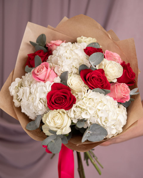 Bouquet with roses mix